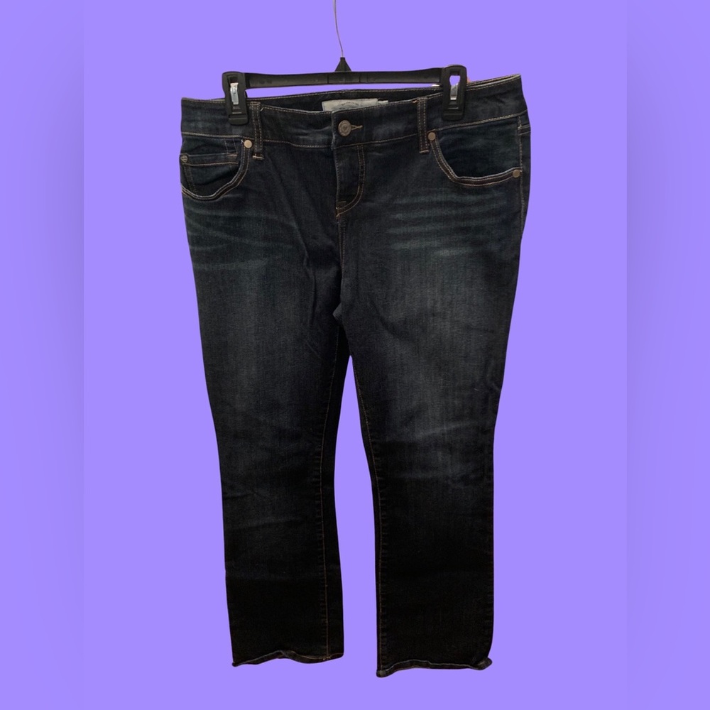 Size 12 Torrid bootcut jeans in EUC